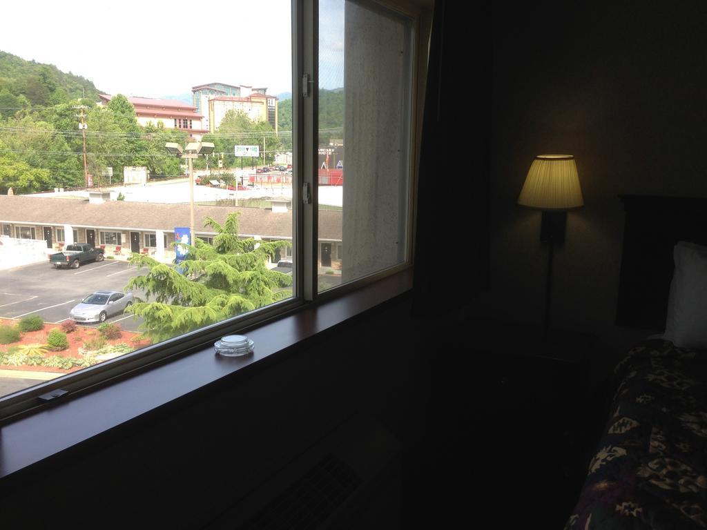 Cherokee Grand Hotel Luaran gambar